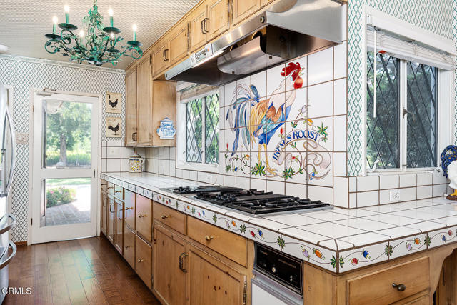 3350 Lombardy Road, Pasadena CA: https://media.crmls.org/mediaz/7685e9c7-b598-4363-b361-e40c94c36b81.jpg