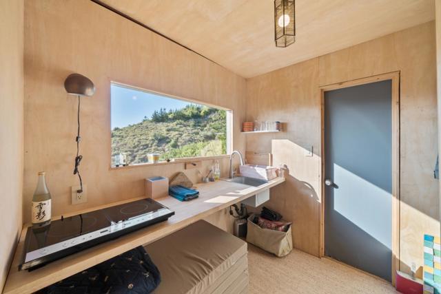 9265 Sycamore Canyon Road, Big Sur CA: https://media.crmls.org/mediaz/76860b8b-b5e1-4ad1-abf9-0901acc8b538.jpg