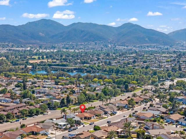 9209 Les Rd, Santee CA: https://media.crmls.org/mediaz/7686fd7a-630e-4929-b41f-322ed5aa5666.jpg