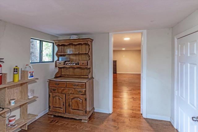21440 Shady Lane, Los Gatos CA: https://media.crmls.org/mediaz/76872ab1-895b-44d7-add9-c056f9b9d265.jpg
