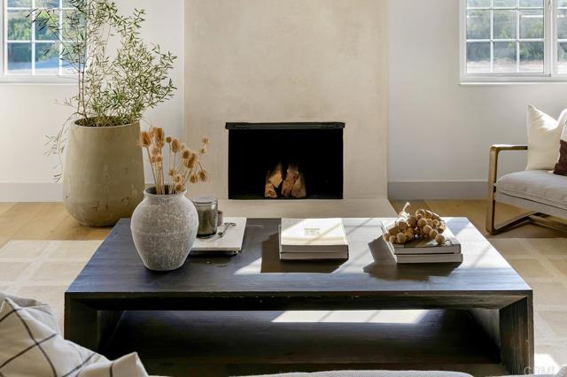 Detail Gallery Image 7 of 41 For 4860 Park Drive, Carlsbad,  CA 92008 - 4 Beds | 2/1 Baths