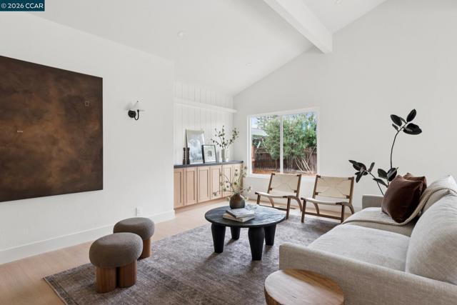 Image 23 of 60 For 3085 Avellano Drive