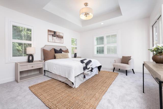 9 INNER Circle, Redwood City CA: https://media.crmls.org/mediaz/768b2d48-7688-4ea7-b7bb-893f649a5031.jpg