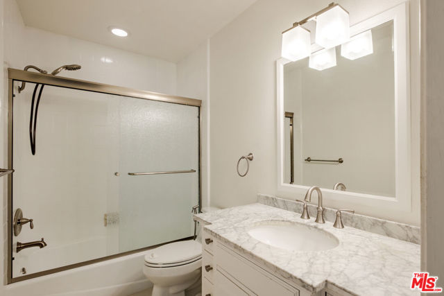 3194 Rossini Place, Topanga CA: https://media.crmls.org/mediaz/768c0310-55cf-4cd1-bc44-ca5dc9120bd1.jpg