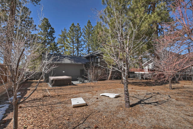 271 Bluebird Court, Big Bear CA: https://media.crmls.org/mediaz/768c68b8-d3ef-454d-9c1b-7c4a0dc0d612.jpg