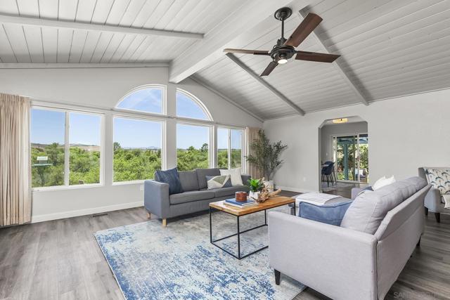 5188 Weymouth Way, Oceanside CA: https://media.crmls.org/mediaz/768d91a3-6f74-45e6-b05b-3a47e96b6dcb.jpg