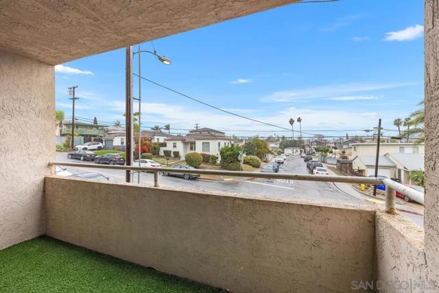 4534 60Th St, San Diego, California 92115, 2 Bedrooms Bedrooms, ,2 BathroomsBathrooms,Condominium,For Sale,60Th St,250018984SD