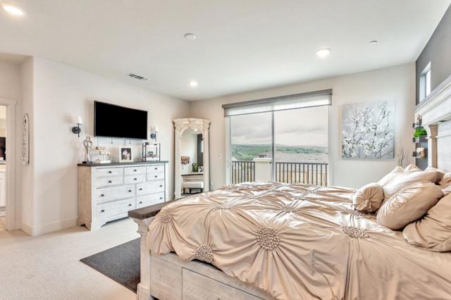 172 Vienna Way, Hollister CA: https://media.crmls.org/mediaz/768e94c4-1393-4829-bfc2-f55992acfc1a.jpg