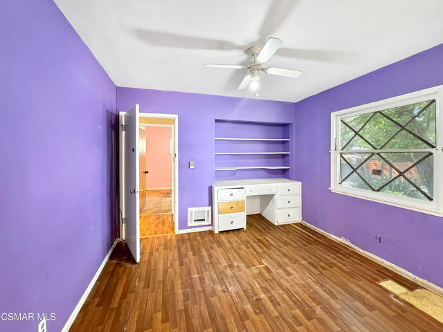 22950 Humming Bird Way, Calabasas CA: https://media.crmls.org/mediaz/768ee812-903b-4f0b-bfca-4875d2d1cbb2.jpg