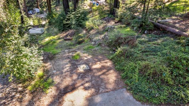 734 Acorn Drive, Boulder Creek CA: https://media.crmls.org/mediaz/768f1bb9-c5ed-4148-ba09-d13f624f4637.jpg