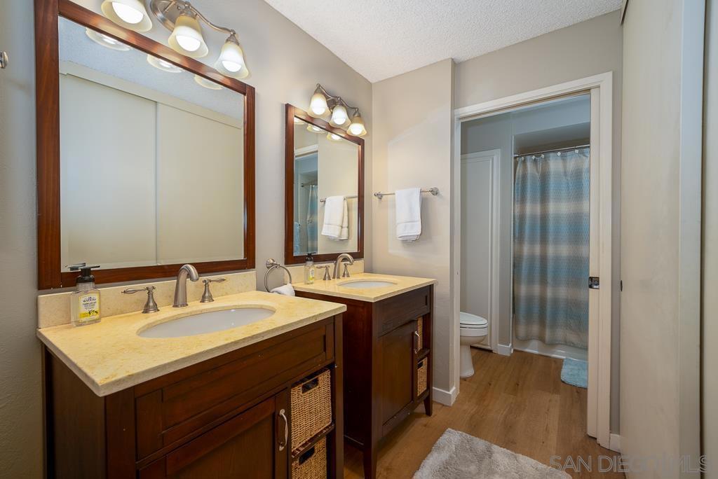 17617 Pomerado Rd - photo 18