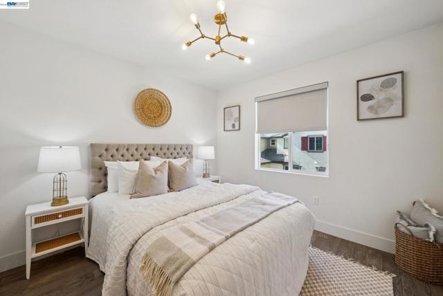 57109 Via Vicenza, San Ramon CA: https://media.crmls.org/mediaz/768f638e-8645-4c21-b6bc-4bf7f2d3f6c8.jpg