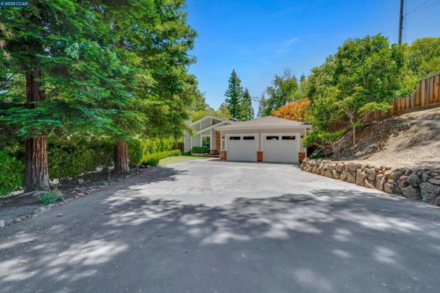 2345 San Miguel Dr, Walnut Creek CA: https://media.crmls.org/mediaz/768fa390-7c8c-4cf0-a0ae-4814ef871975.jpg