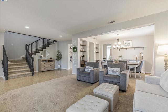 Image 7 of 53 For 4003 Blacksmith Cir