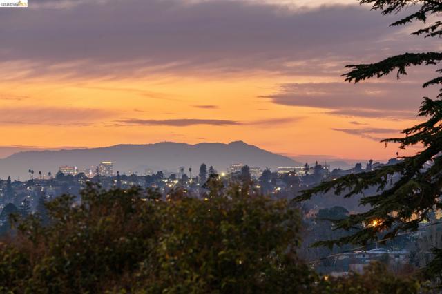 Image 46 of 54 For 7807 Outlook Ave