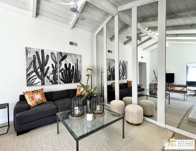 2234 S Linden Way, Palm Springs CA: https://media.crmls.org/mediaz/76918443-9b02-490d-9769-e84207d349e2.jpg