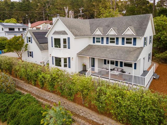 900 Franklin Street, Montara CA: https://media.crmls.org/mediaz/7692232c-4e1b-48ba-8668-842a908651d7.jpg