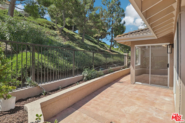27598 Paseo Sonata, San Juan Capistrano CA: https://media.crmls.org/mediaz/769247c1-41d2-435a-bb05-1c5c0d3e4e28.jpg