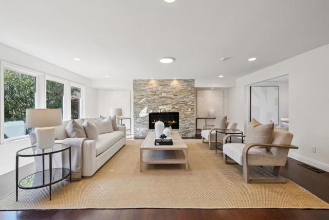 900 Highlands Circle, Los Altos CA: https://media.crmls.org/mediaz/7692c027-5e99-47b9-abbd-8c41a0bee4bf.jpg