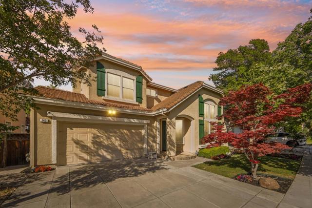 743 Promenade Lane, San Jose CA: https://media.crmls.org/mediaz/769321eb-ca73-4f04-b4df-6b0b6c00fc89.jpg
