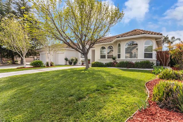 95 Marcus Court, Hollister CA: https://media.crmls.org/mediaz/7693bc7d-25ee-48dd-ac04-2c49c797aaf4.jpg