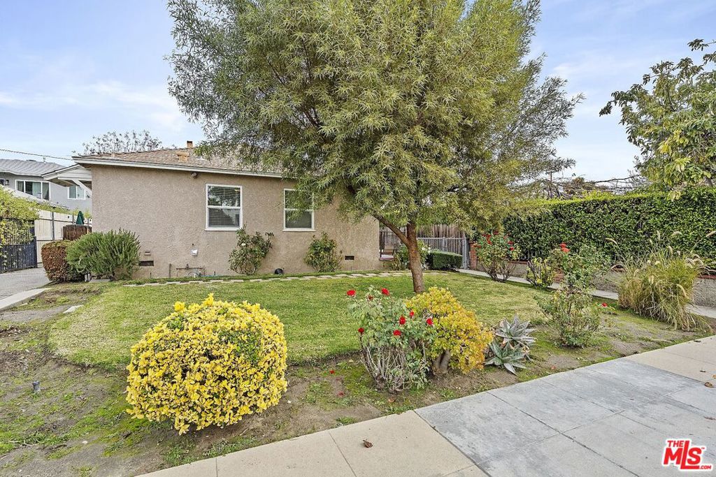 1326 N Screenland Drive #A