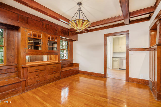 Detail Gallery Image 7 of 31 For 847 S Los Robles Ave, Pasadena,  CA 91106 - 3 Beds | 2 Baths