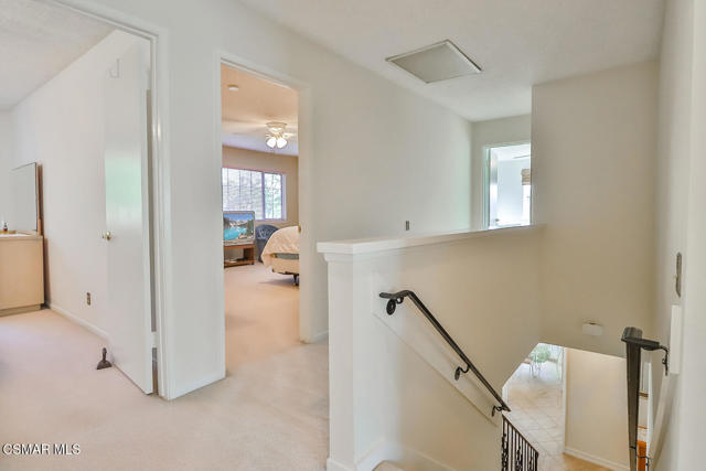 5260 Edgeware Drive, Calabasas CA: https://media.crmls.org/mediaz/7694fa91-a7df-412b-b1e3-2f34a70e16e4.jpg