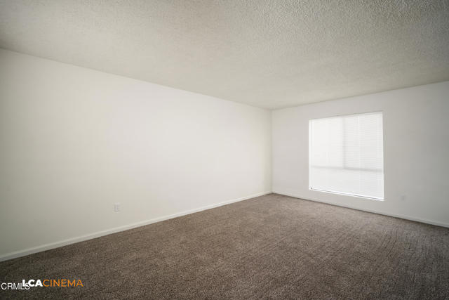 Detail Gallery Image 5 of 19 For 2617 Pinon Spring Cir #C,  Bakersfield,  CA 93309 - 3 Beds | 1/1 Baths