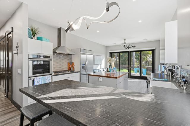 Detail Gallery Image 12 of 40 For 1109 Hampton Ct., Encinitas,  CA 92024 - 3 Beds | 2 Baths