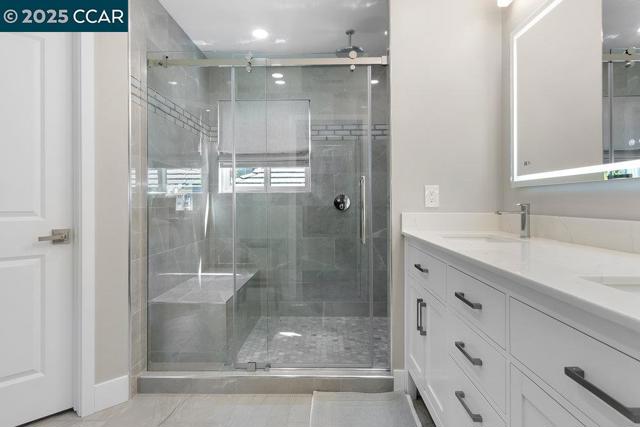 5593 Terra Granada Dr, Walnut Creek CA: https://media.crmls.org/mediaz/76961f89-aa44-4a1f-bece-d150f41f0d94.jpg