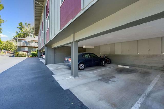 99 E Middlefield Road, Mountain View CA: https://media.crmls.org/mediaz/7696cf6e-48a2-4b34-81b9-0d3116114d70.jpg