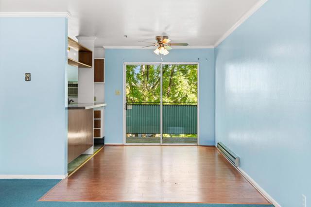 464 Clinton Street, Redwood City CA: https://media.crmls.org/mediaz/7697eda2-5e54-4feb-9f46-93f73f5e1233.jpg