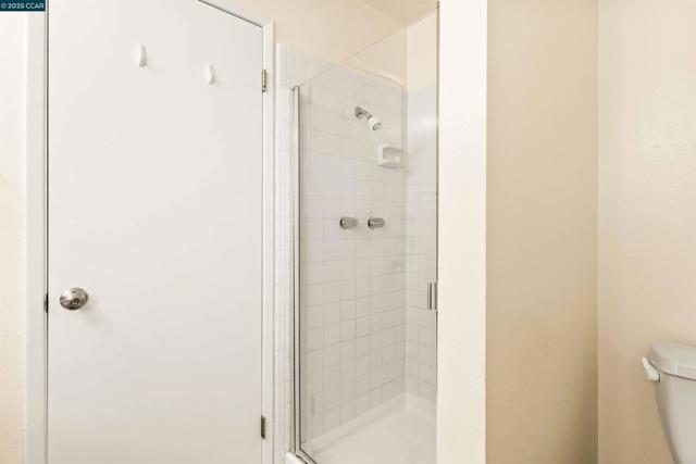 4045 Hoen Ave, Santa Rosa CA: https://media.crmls.org/mediaz/76986868-3ee5-4c93-9cd1-906680209618.jpg