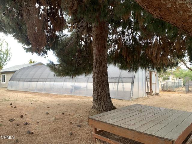 9020 Pionero Road, Pinon Hills CA: https://media.crmls.org/mediaz/76996570-ff88-49d8-bb6f-bf63604d9217.jpg