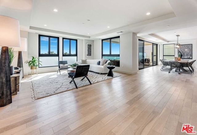 Photo of 17316 TRAMONTO Drive #702, Pacific Palisades, CA 90272
