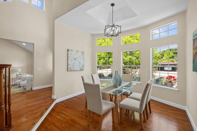 2316 Tulip Rd, San Jose CA: https://media.crmls.org/mediaz/769aa531-a994-40a9-8ea6-5b05098306df.jpg