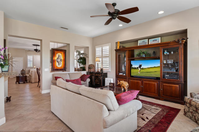 Image 17 of 67 For 80469 Glen Eagles Court