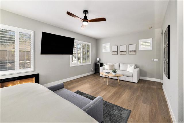 Detail Gallery Image 15 of 31 For 1924 Crossroads St, Chula Vista,  CA 91915 - 5 Beds | 4 Baths