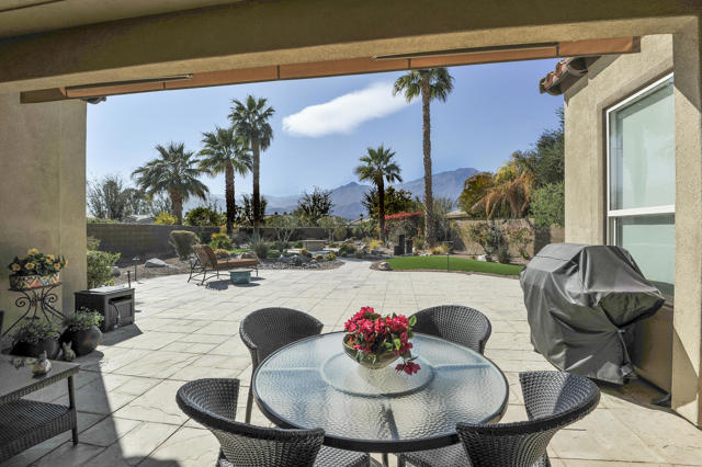 81943 Prism Drive, La Quinta CA: https://media.crmls.org/mediaz/769e21a9-e7be-4dc8-91f4-7236279aafe8.jpg