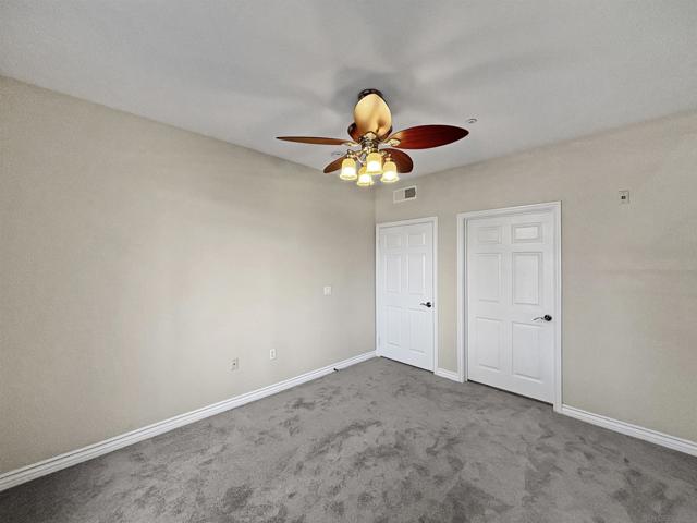 4155 Executive Dr, La Jolla CA: https://media.crmls.org/mediaz/769f63c4-240d-413a-a94c-9a3c8fb768f9.jpg