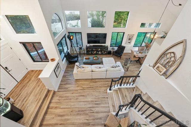 366 Doheny Bay Court, Oceanside CA: https://media.crmls.org/mediaz/76a09461-29ab-4a02-9875-f2929be5b145.jpg