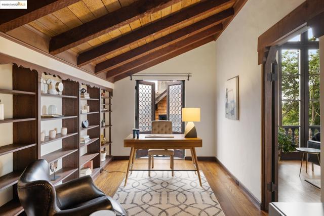 2583 Buena Vista Way, Berkeley CA: https://media.crmls.org/mediaz/76a110e2-bb6c-47a1-9216-7fa5e33b3817.jpg