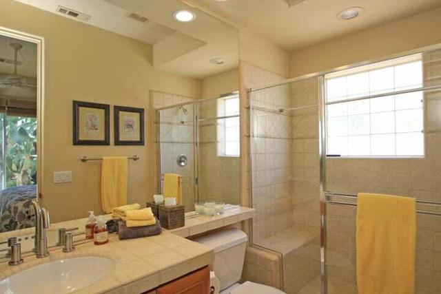 Image 23 of 29 For 78967 Breckenridge Drive