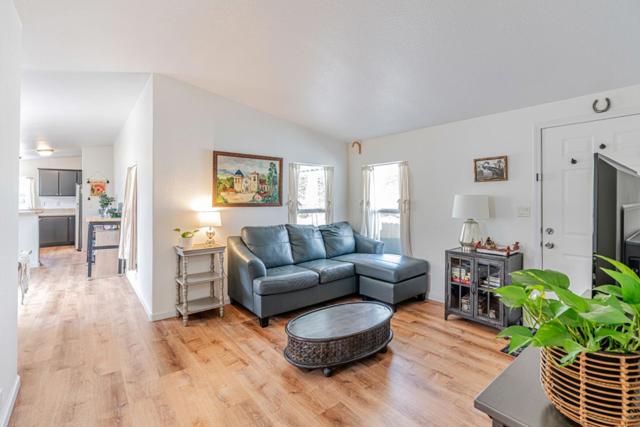 356 Reservation Road, Marina CA: https://media.crmls.org/mediaz/76a2ed72-6b05-41ba-a4e7-e16b73773092.jpg