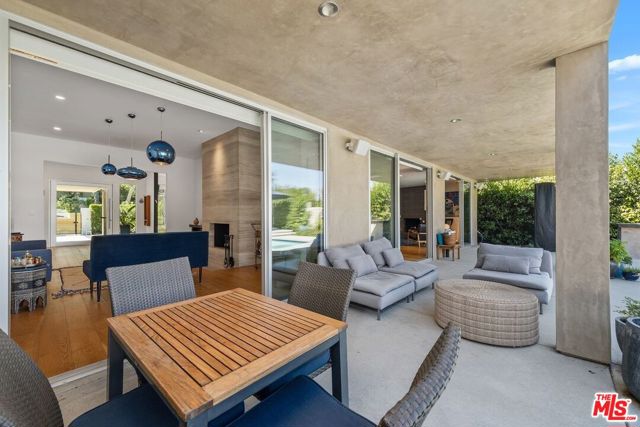 3112 Corda Drive, Los Angeles CA: https://media.crmls.org/mediaz/76a34417-4564-4a10-a974-51659d7c9876.jpg