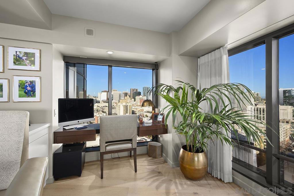 100 Harbor Drive - photo 20