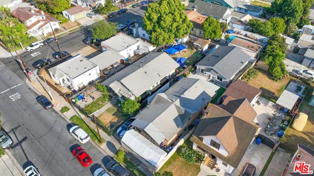 1572 W 37th Place, Los Angeles CA: https://media.crmls.org/mediaz/76a55a74-10e2-47c3-bad4-4f1308aee165.jpg
