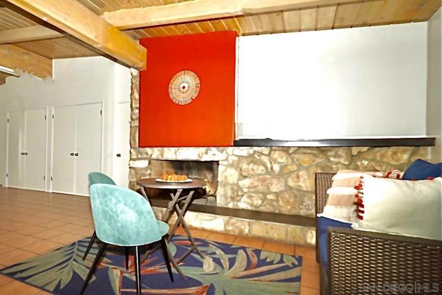 26 Bahama Dr, Escondido CA: https://media.crmls.org/mediaz/76a59471-86d2-4e5e-8435-569c33b2d75f.jpg
