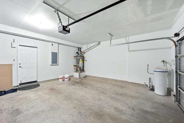 670 Woodland Terrace, San Jose CA: https://media.crmls.org/mediaz/76a6bcaa-a814-405d-9136-625ec3c0ff17.jpg